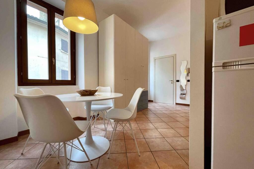 Unconventional Apartment: Centro Storico Con Bici Mantoue Extérieur photo