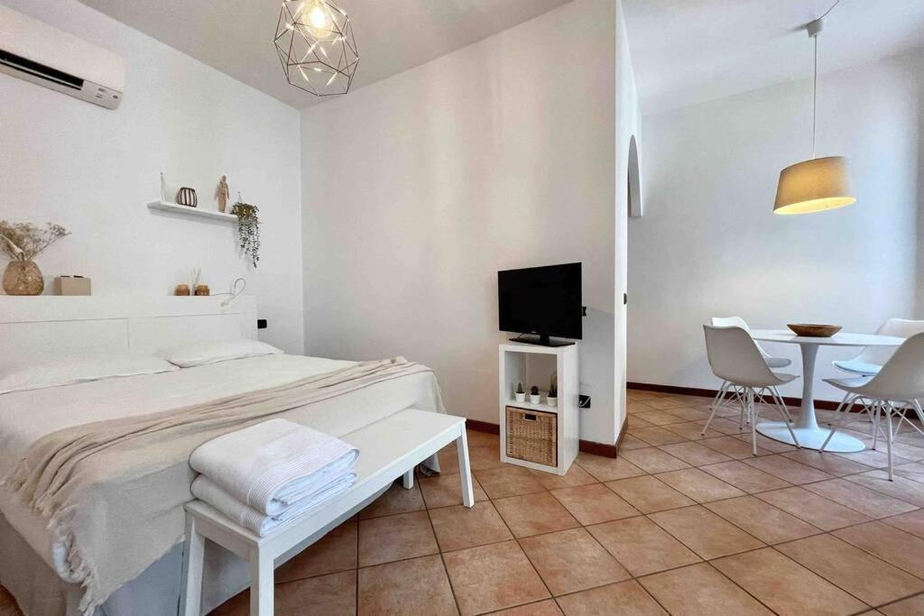 Unconventional Apartment: Centro Storico Con Bici Mantoue Extérieur photo